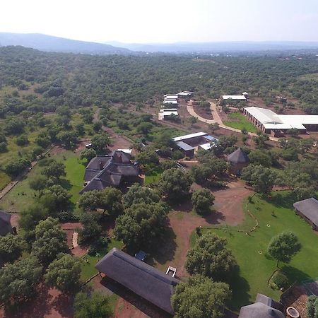 Kareespruit Game Ranch & Guest House Zeerust ภายนอก รูปภาพ