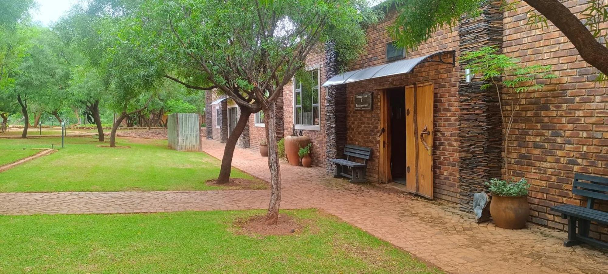Kareespruit Game Ranch & Guest House Zeerust ภายนอก รูปภาพ